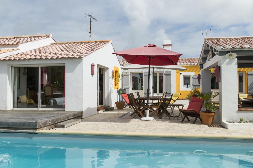 Les Yeux Bleus Bed & Breakfast Нуармутье Экстерьер фото