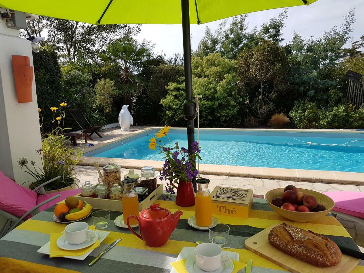 Les Yeux Bleus Bed & Breakfast Нуармутье Экстерьер фото