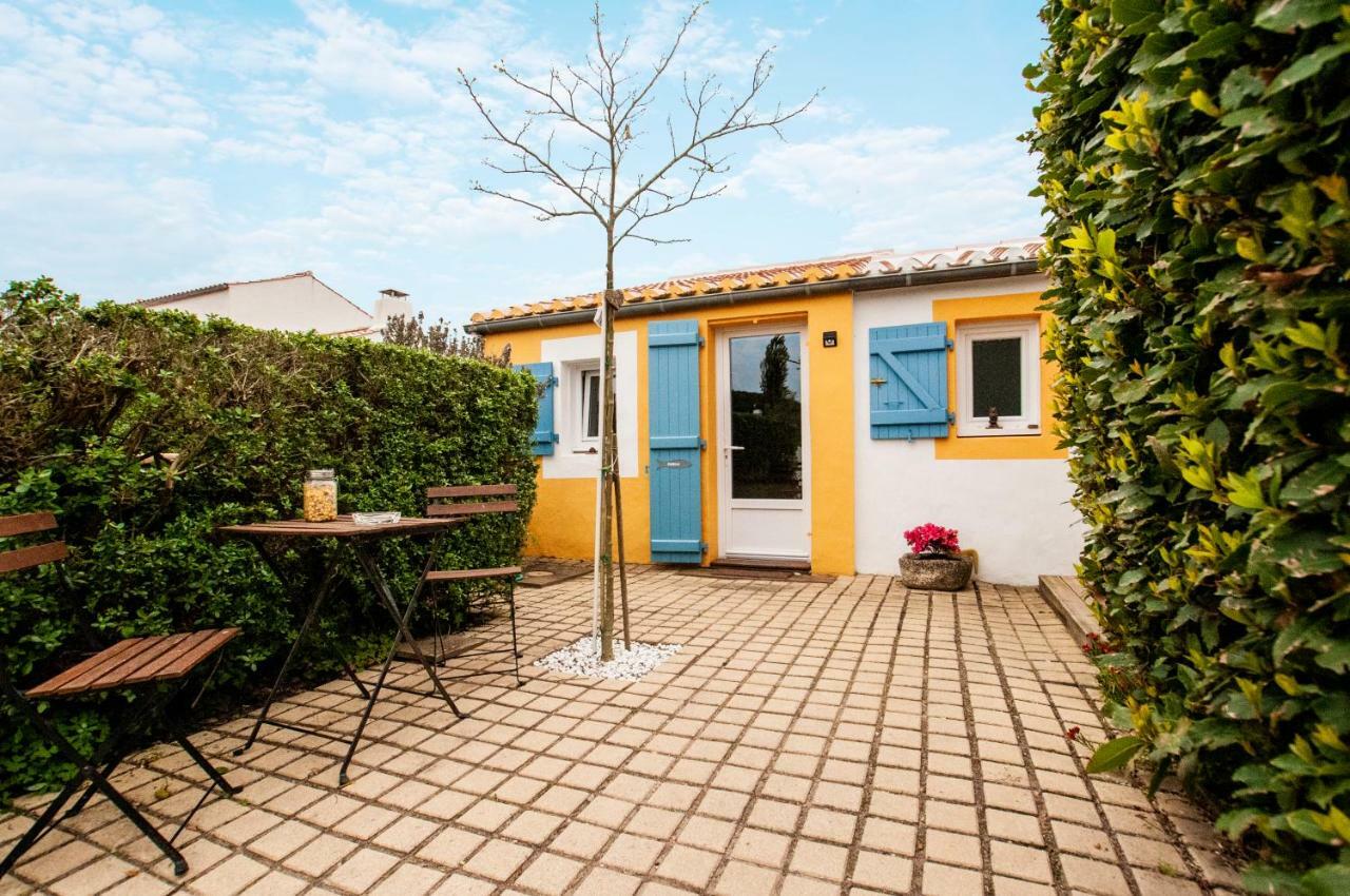Les Yeux Bleus Bed & Breakfast Нуармутье Экстерьер фото
